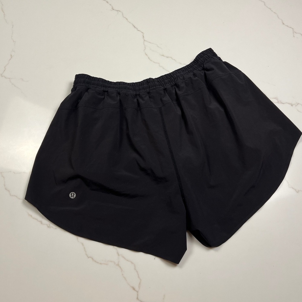 Lululemon Tracker Short V 4" Women Black Athletic Running Workout Shorts